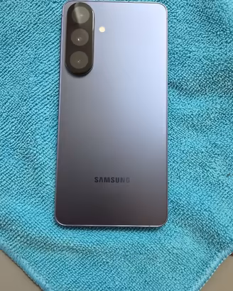 Samsung Galaxy S26 + PLUS