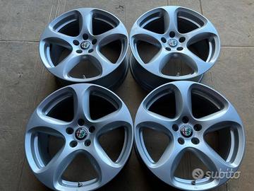 Cerchi da 18 Alfa Romeo Stelvio Giulietta 159 ecc