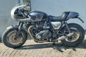 Bonneville T120 Black