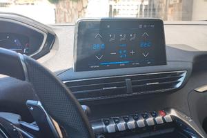 Peugeot 5008 gt line 7 posti 3 isofix