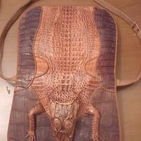 borsa un vera pelle di coccodrillo 