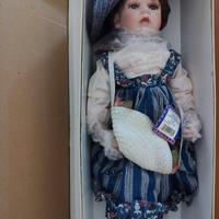 Bambola di porcellana Annabel collection 