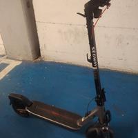 Monopattino elettrico segway f3