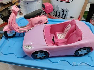 macchina e lo scooter Barbie 