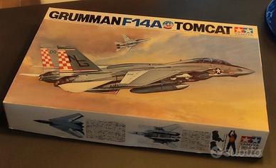 Kit Tamiya Tomcat scala 1/32