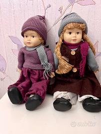 Coppia di bambole di porcellana