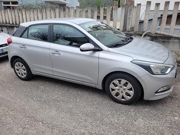 Hyundai i20 - 1.1 classic 2016