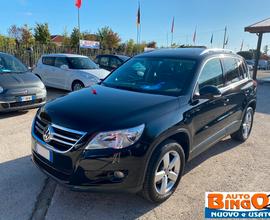 Volkswagen Tiguan 2.0 16V TDI DPF Sport & Style (1
