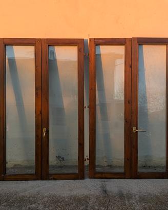 Finestre in legno 