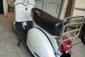 Piaggio Vespa PX125E