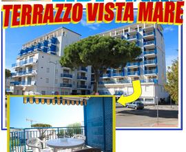 Last minute trilocare sul mare con terrazzo
