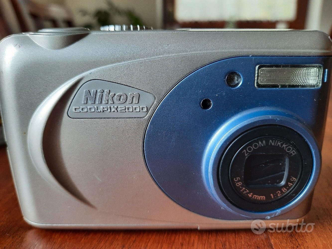 NIKON COOLPIX 2000 - デジタルカメラ