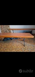 Panche in noce con trispidi antichi