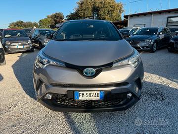Toyota C-HR 1.8 Hybrid E-CVT Business