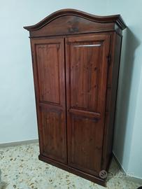 Armadio due ante e due comodini 