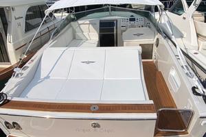 TORNADO 38 flush deck
