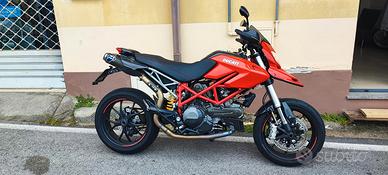 Ducati Hypermotard 796