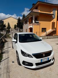 Peugeot 308 1.2 puretech 2020