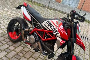 Ducati Hypermotard 950