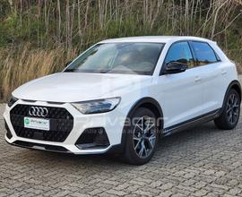 AUDI A1 citycarver 35 TFSI Admired