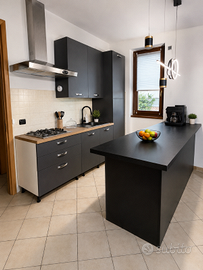 Cucina Completa Premium + Whirlpool + Bancone IKEA