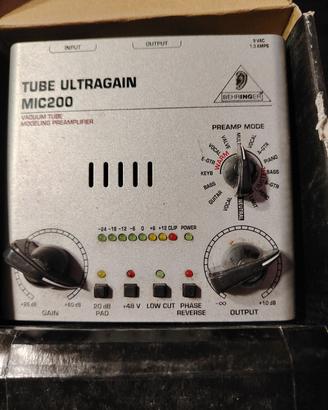 PREAMPLIFICATORE MICROFONICO VALVOLARE BEHRINGER