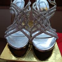 Scarpe tipo sandalo con tacco 10