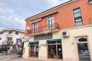 3 LOCALI A GIULIANOVA