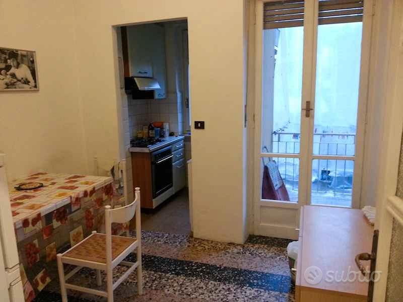 Stanza singola a Torino, foto 4 di 6