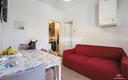 trilocale-ristrutturato-con-ingresso-indipendente