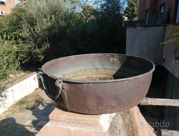 catino/bacile/portavaso in rame