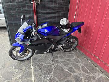 Yamaha yzf r125