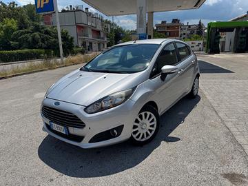 Ford Fiesta 1.5 tdci 75CV 5 porte