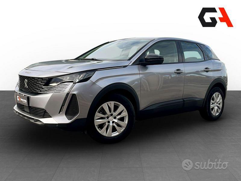 Peugeot e-3008