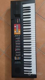 pianola YAMAHA f51