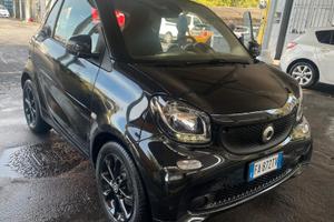 Smart fortwo anno 2015,47000 km TOTAL BLAK