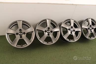 Cerchi in lega Suzuki 15 Hyundai Dacia Kia Renault