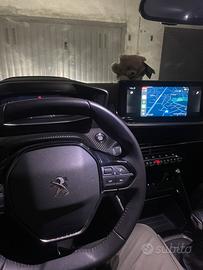 peugeot 2008 diesel allure pack in garanzia