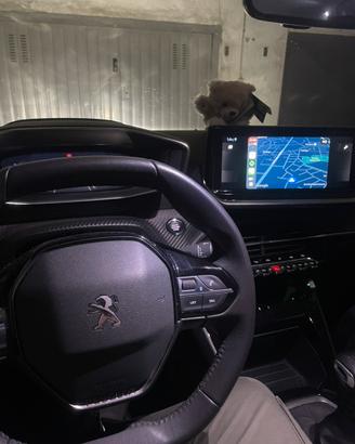 peugeot 2008 diesel allure pack in garanzia