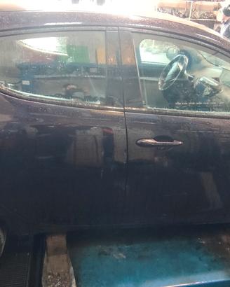 Sportello anteriore destro Y 2013