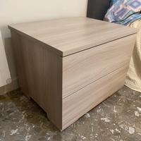 Coppia di comodino pari al nuovo