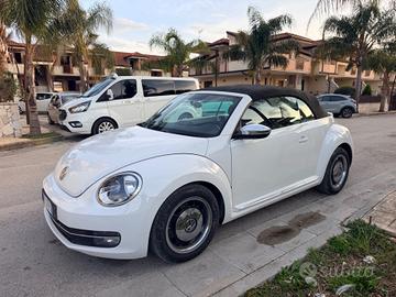 Volkswagen Maggiolino 2.0 TDI DSG Sport BlueMotion