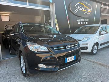 Ford Kuga 2.0 TDCI 150 CV S&S 4WD Titanium