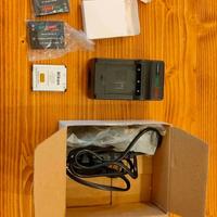 3 batterie Nikon EN-EL19 con caricatore