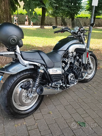 Vmax 1200 anno 2000