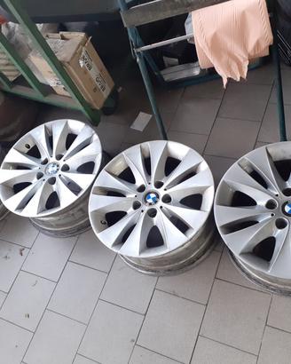 Cerchi in lega originali Bmw da 17 pollici