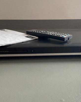 Lettore DVD LG USB Plus con telecomando e manuale