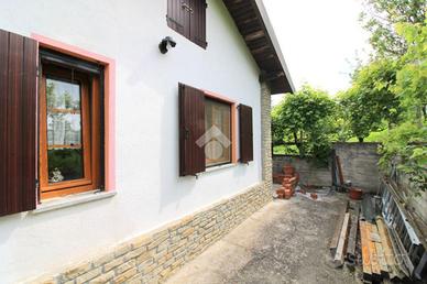 CASA INDIPENDENTE A MONASTERO BORMIDA