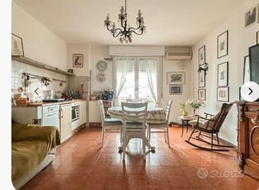 Appartamento 2 camere . Classe energetica E