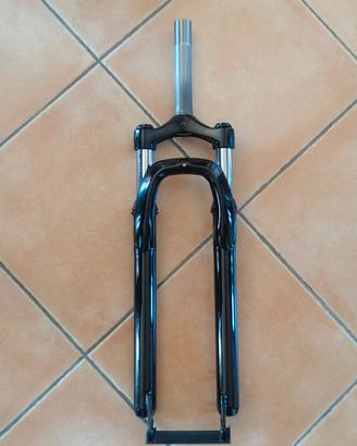 Forcella ammortizzata 28" (700C) disco nuova